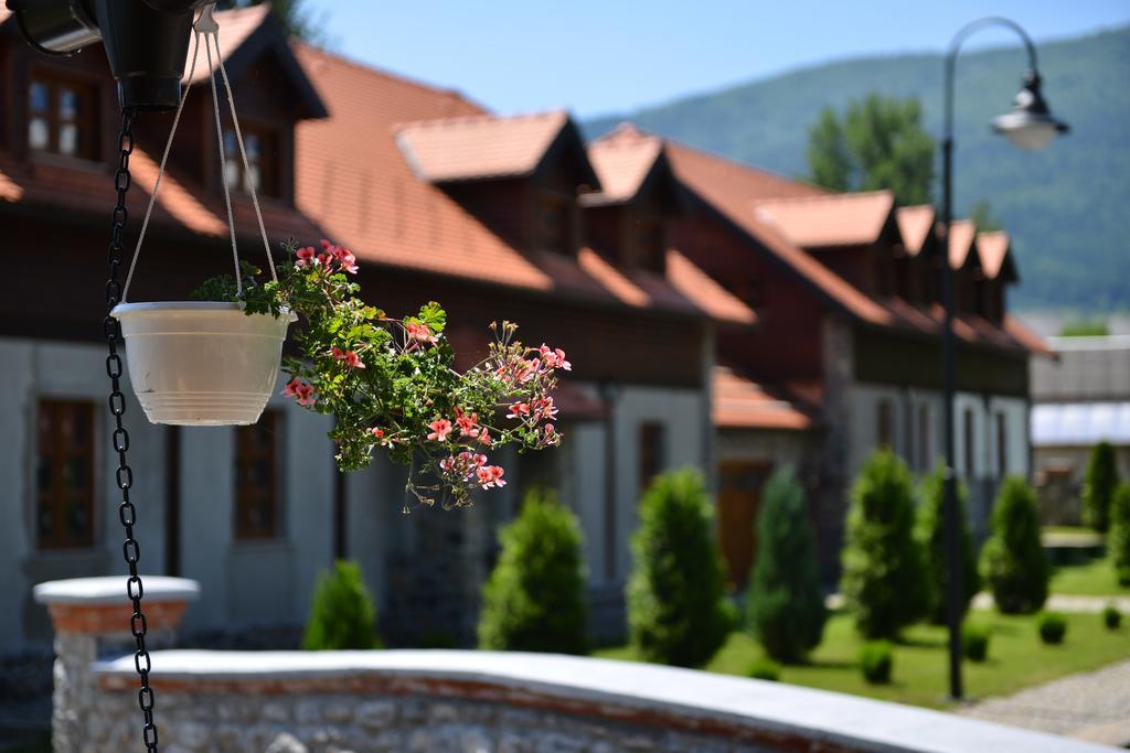 Hotel Gacka Otočac Exterior foto