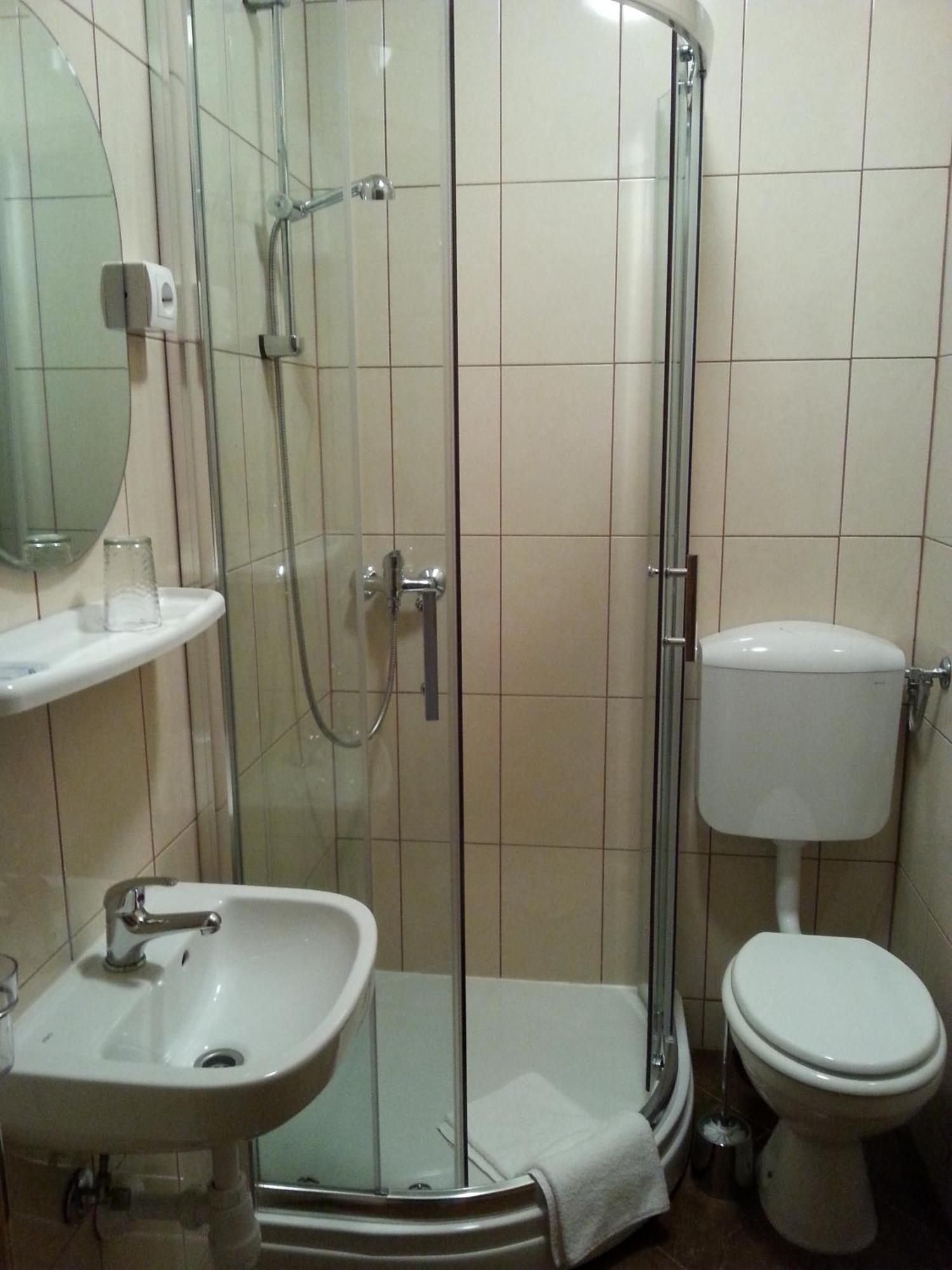 Hotel Gacka Otočac Zimmer foto