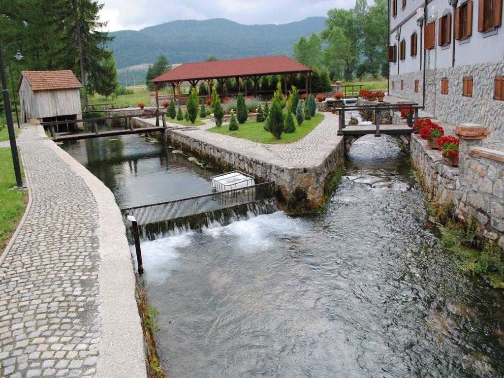 Hotel Gacka Otočac Exterior foto