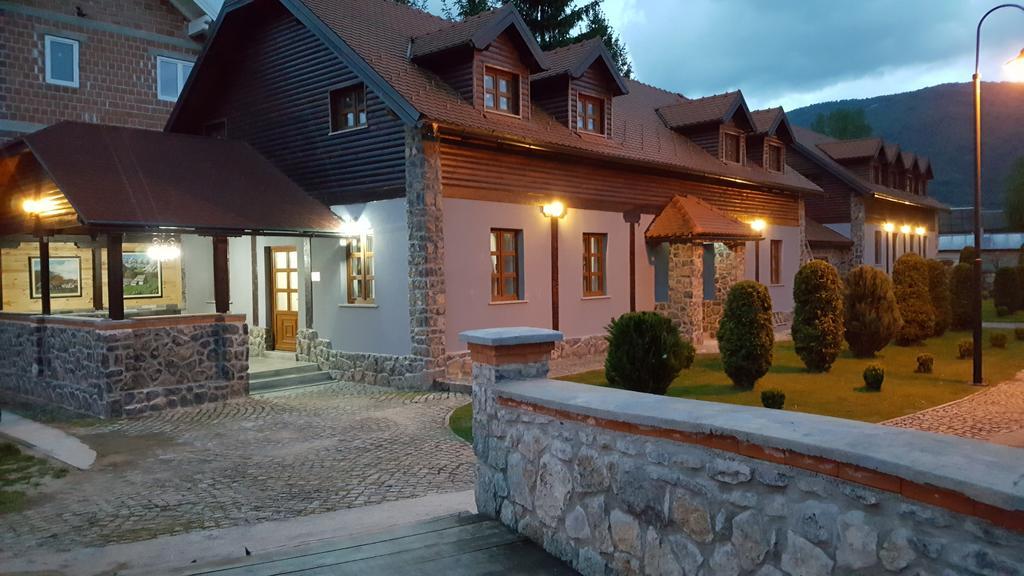 Hotel Gacka Otočac Exterior foto