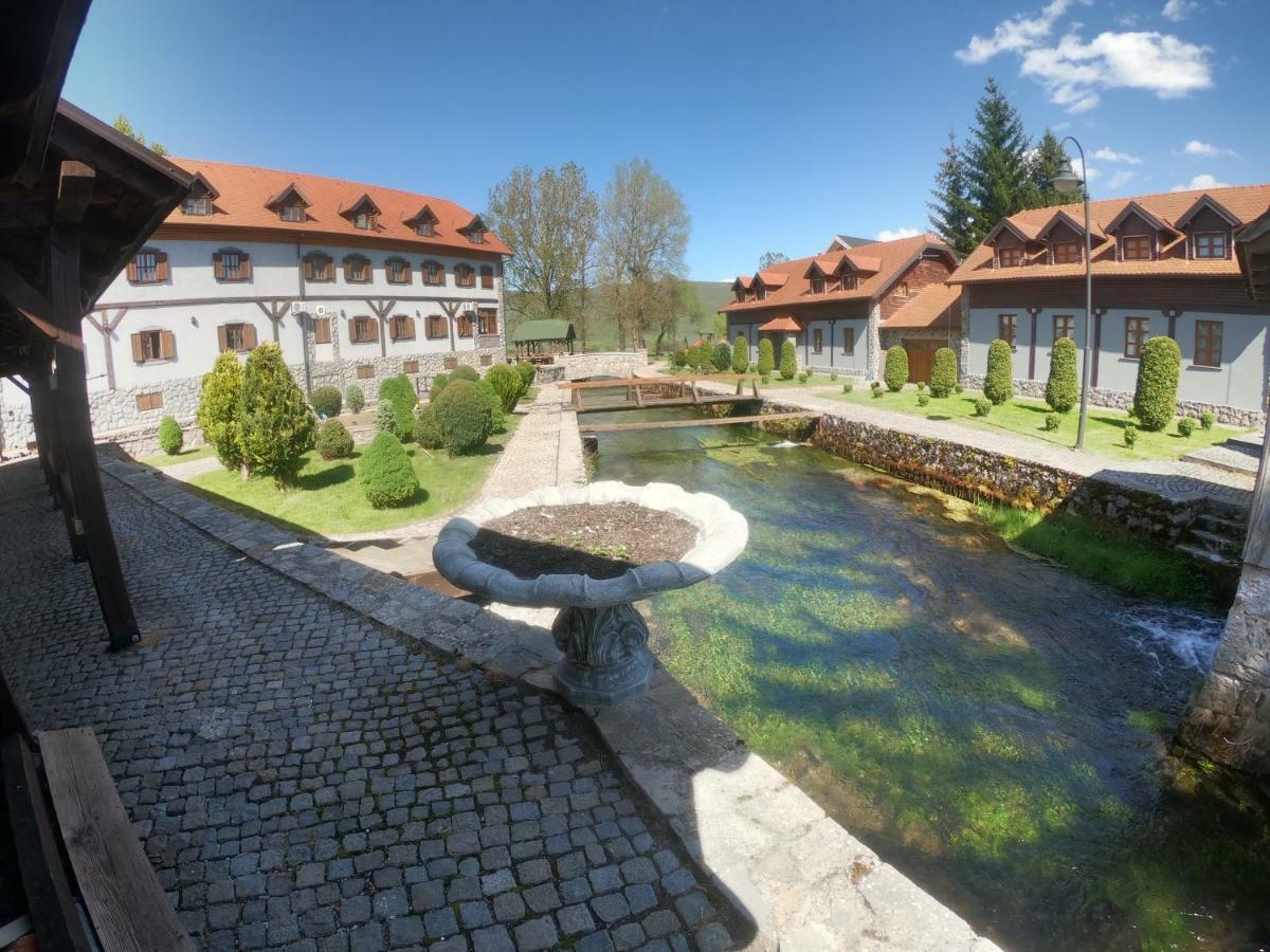 Hotel Gacka Otočac Exterior foto