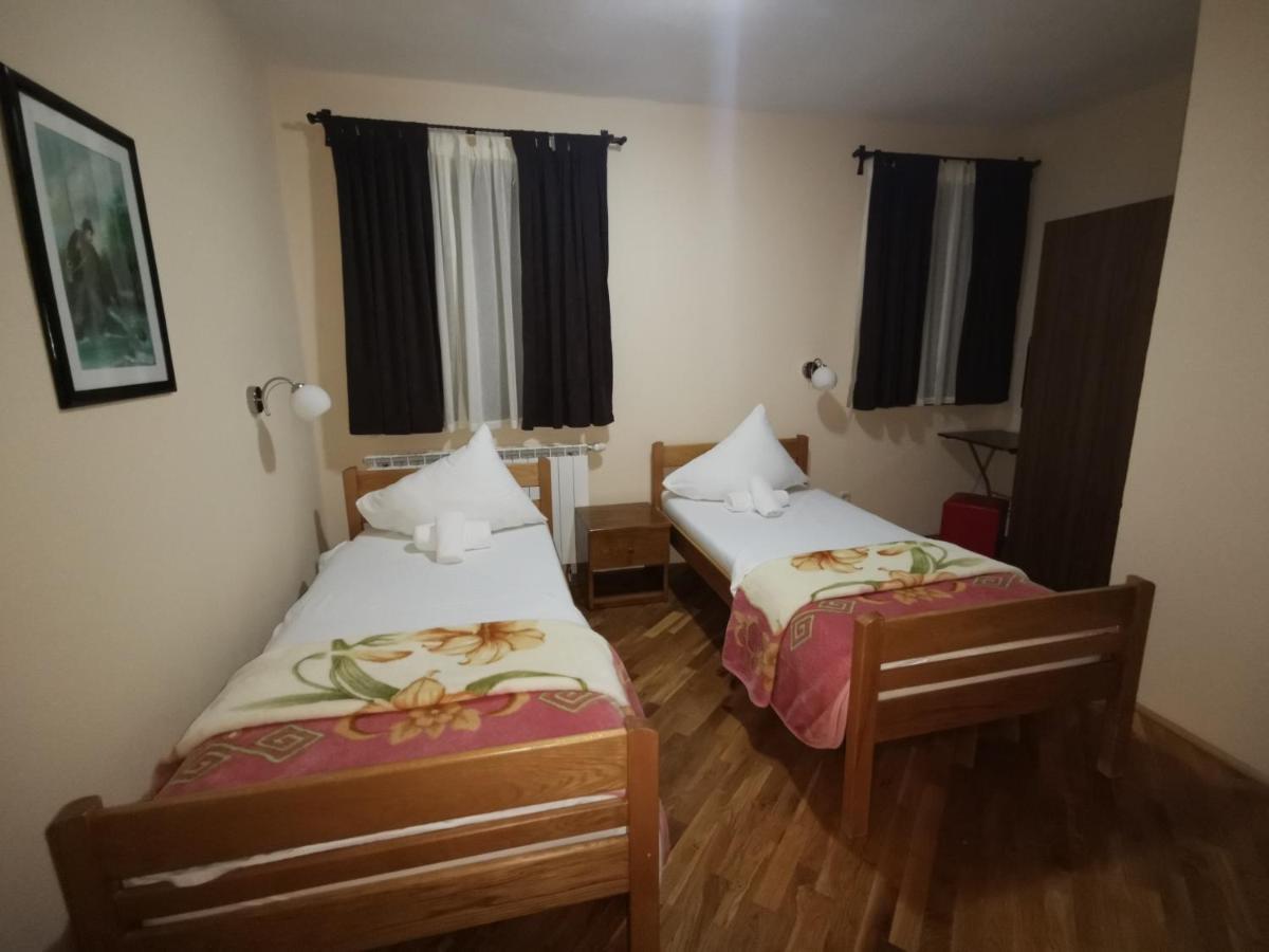 Hotel Gacka Otočac Exterior foto